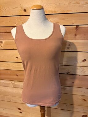 Duluth Trading Co Dusty Rust Scoop Neck Tank